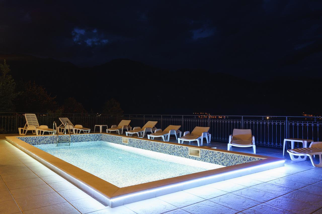Villa Kosta ドンジ・モリンジ エクステリア 写真