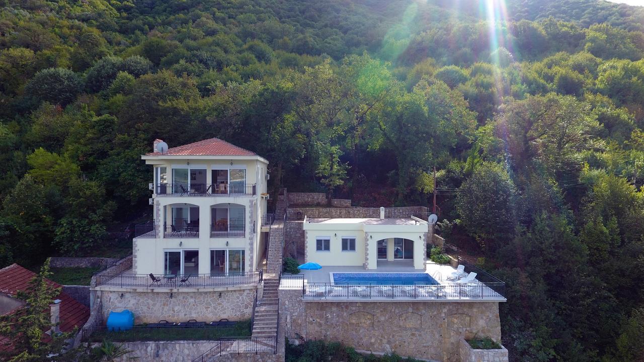 Villa Kosta ドンジ・モリンジ エクステリア 写真